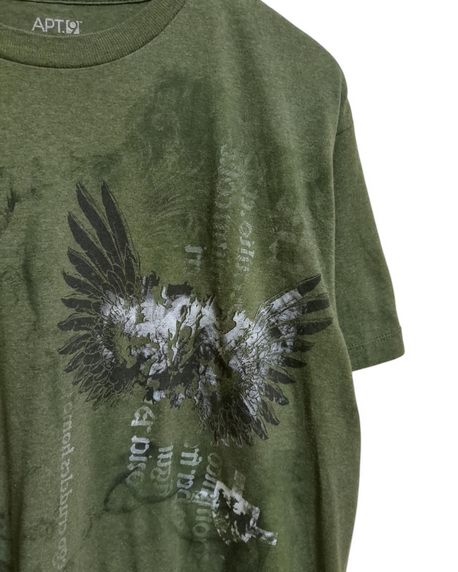 APT.9 Tee - (L)