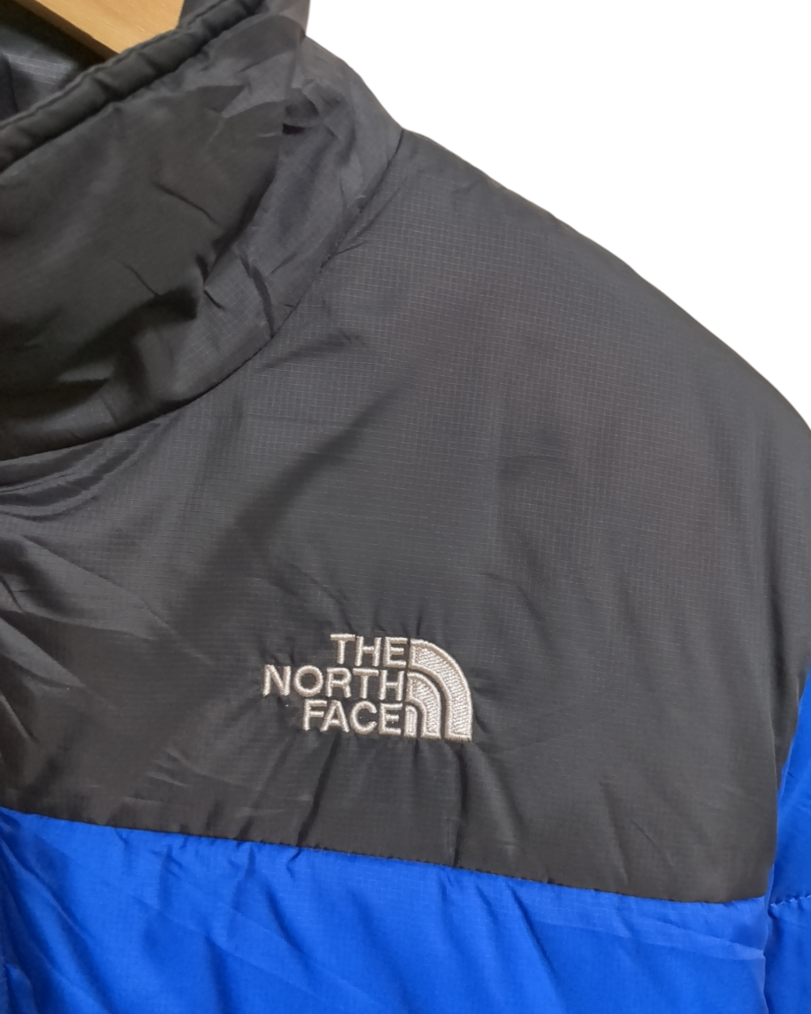 The North Face Embroidered Logo Puffer Jacket - (M)