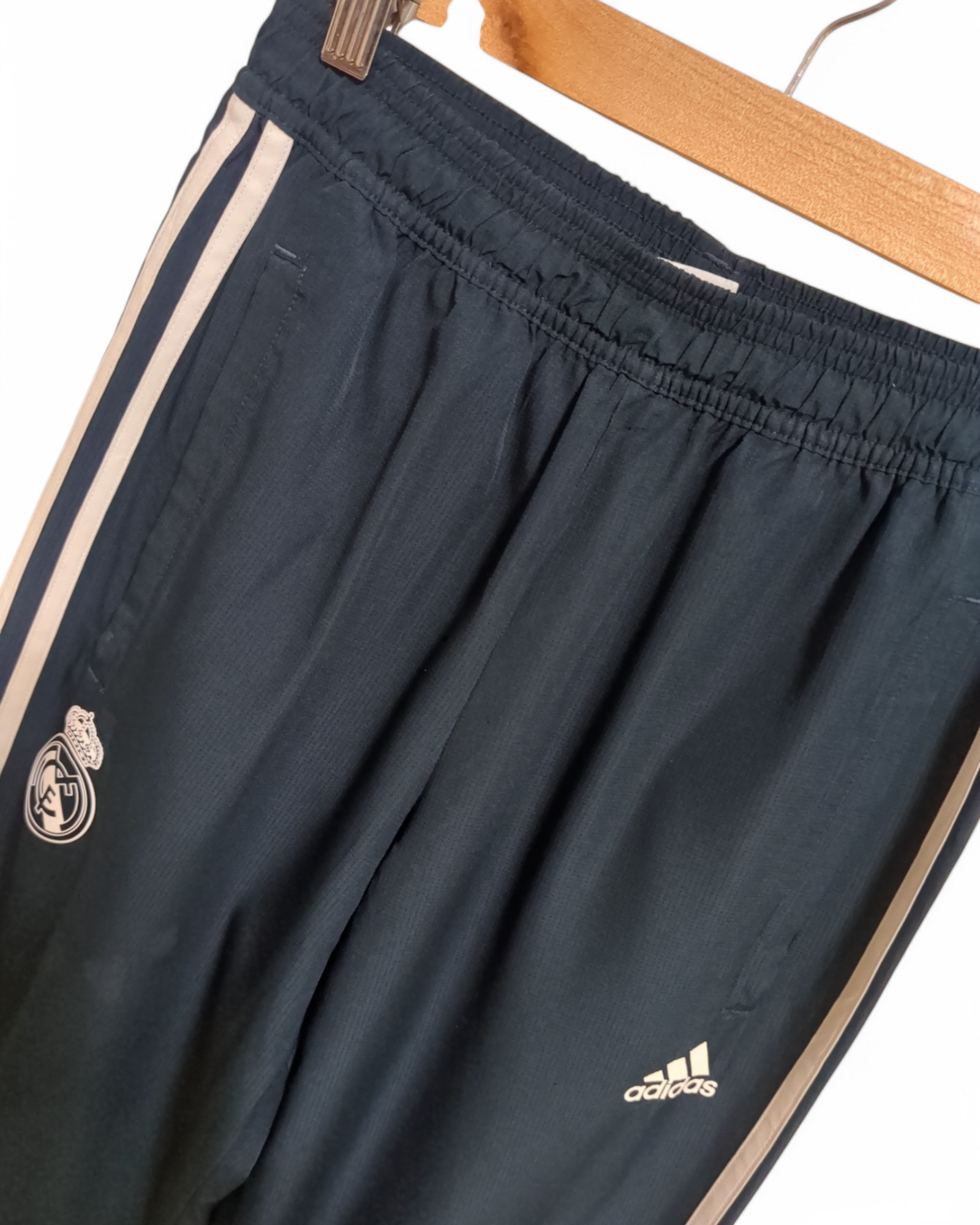2018-19 Adidas Real Madrid Trackpant - (W26 x L35)