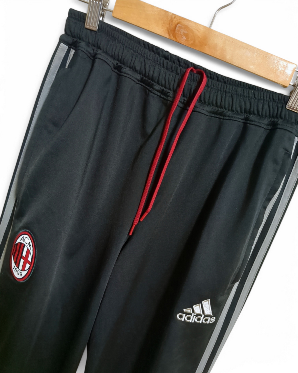 2015-16 Adidas AC Milan Trackpant - (W26 x L40)
