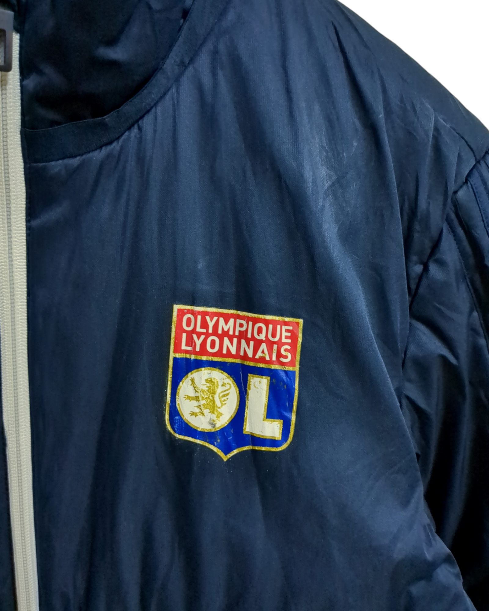2017-18 Adidas Olympique Lyonnais Bench Padded Coat - (L)