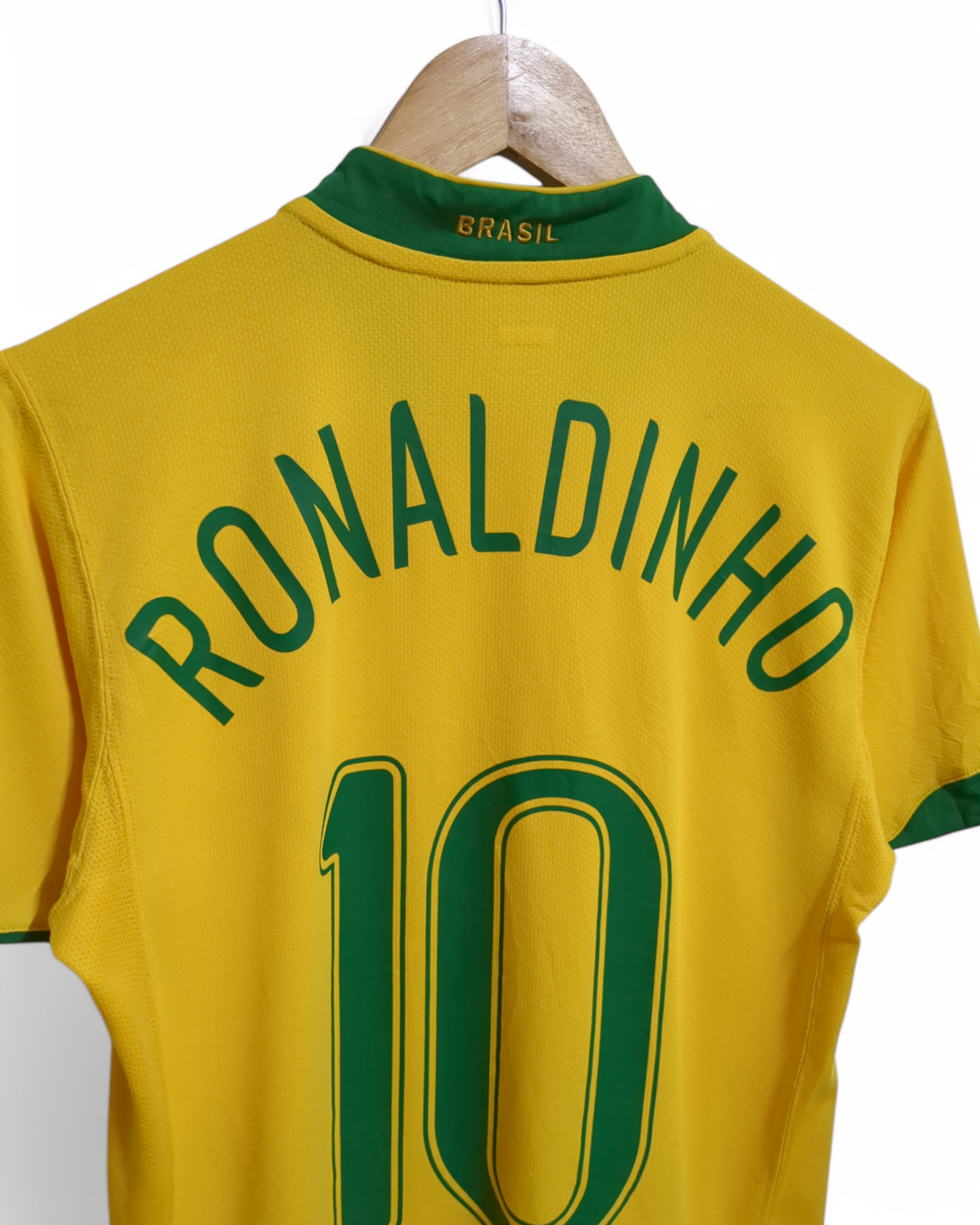 2006-08 Nike Brazil Home Shirt #10 Ronaldinho - (S)