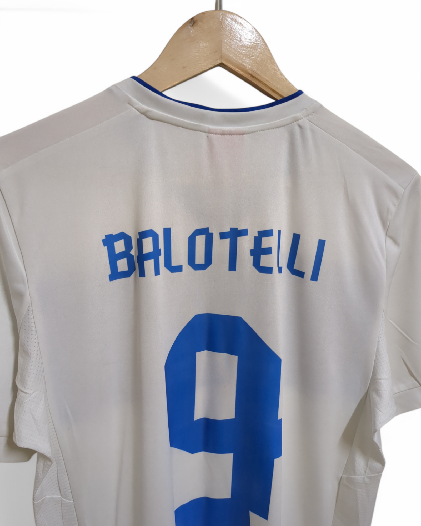 2012-13 Puma Italy Away Shirt #9 Balotelli - (M)