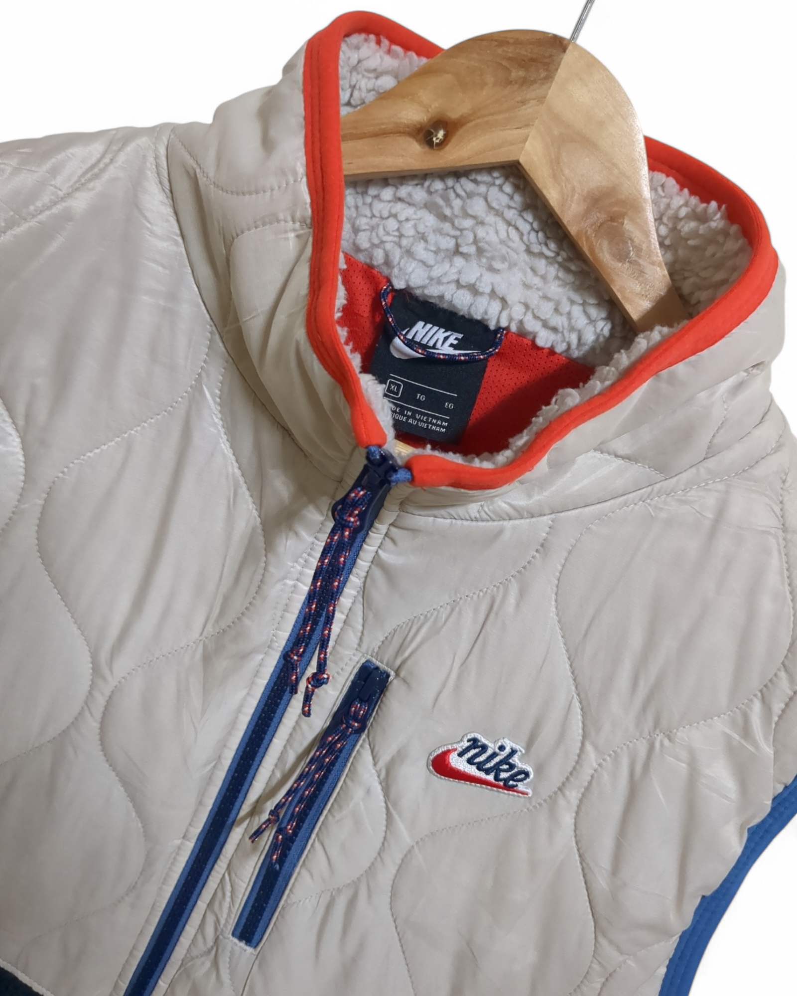 Nike Heritage Insulated Sherpa Vest - (L)