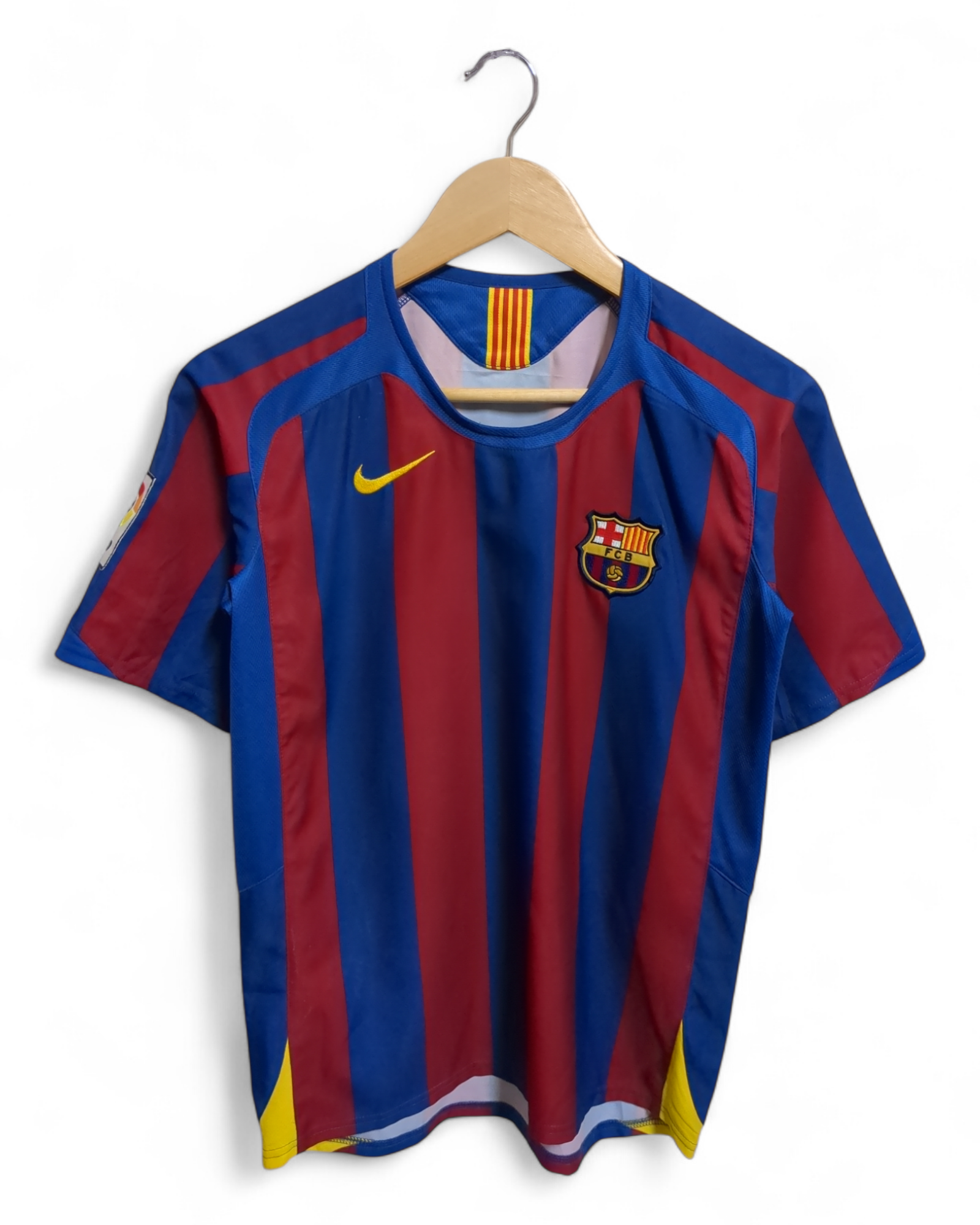 2005-06 Nike Barcelona Home Shirt - (S)
