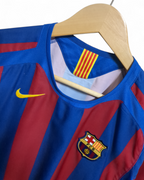 2005-06 Nike Barcelona Home Shirt - (S)
