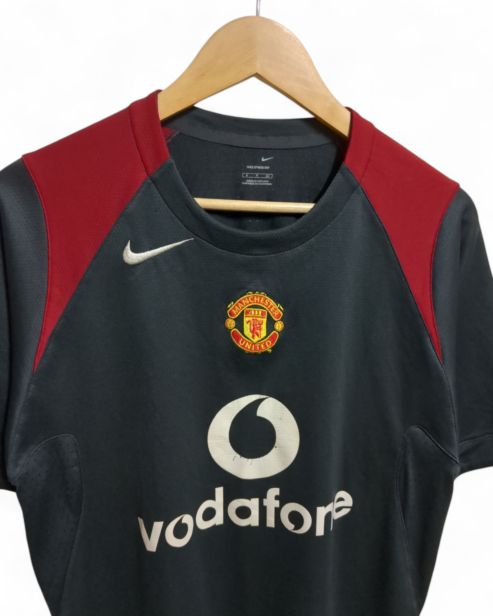 2005-06 Nike Manchester United Training Shirt - (S)
