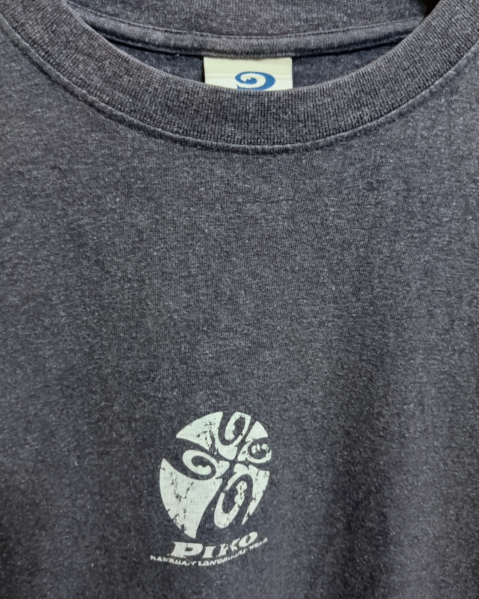 Piko 90s Hawaiian Longboard Wear Graphic Tee - (M)