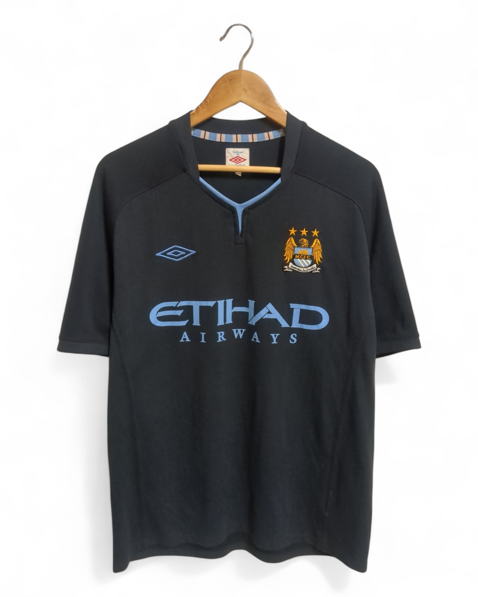 2010-11 Umbro Manchester City Away Shirt - (L)