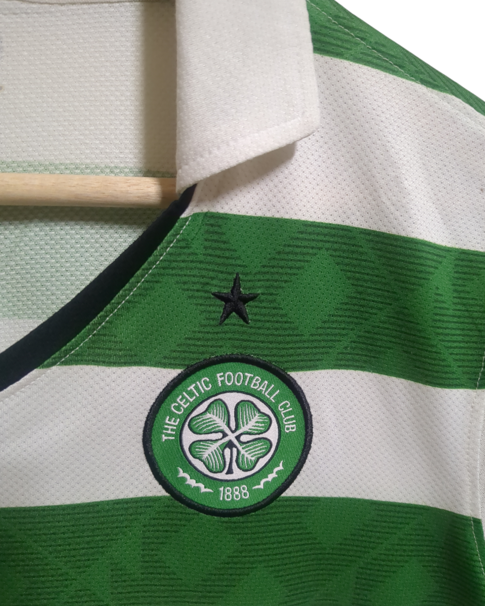 2010-11 Nike Celtic Home Shirt - (M)