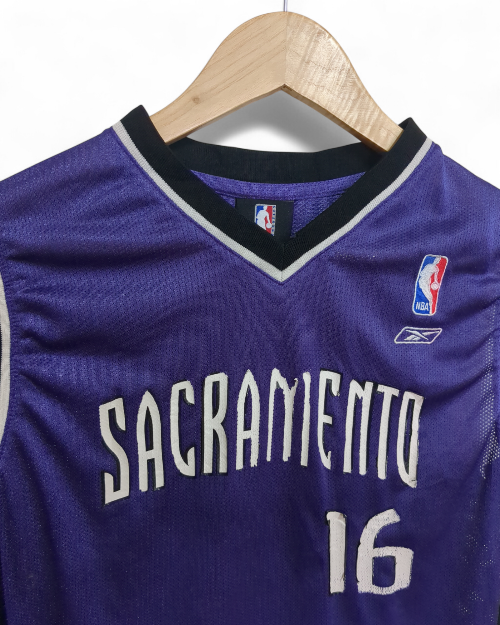 2002-06 Reebok Sacramento Kings #16 Stojakovic Away Jersey - (S)