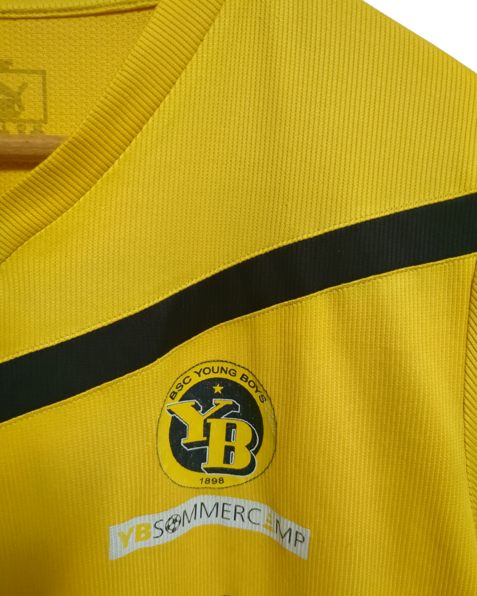 2011-12 Puma BSC Young Boys Training Shirt - (M)