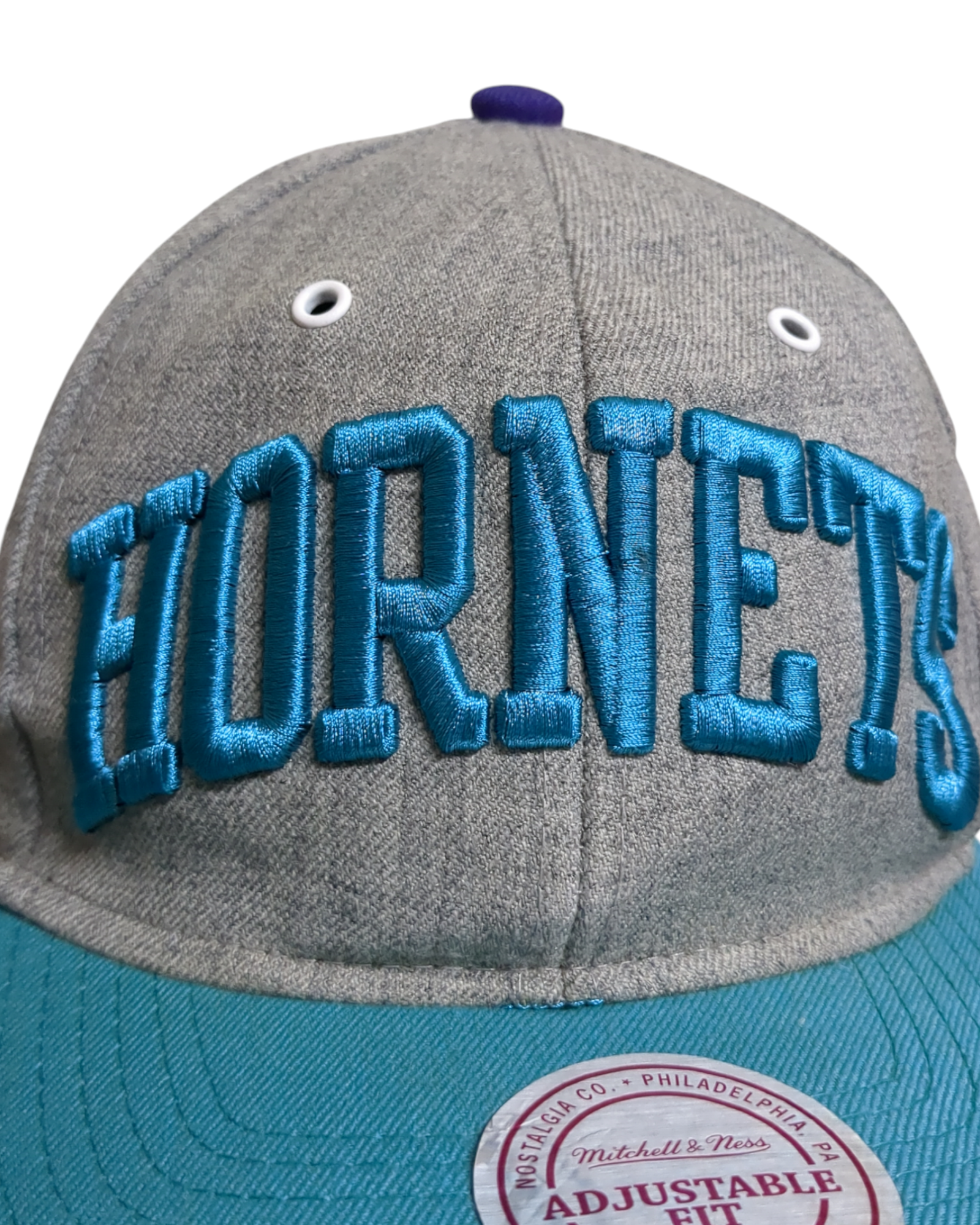 Mitchell & Ness Hornets Snapback Hat