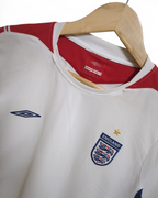 2004-05 Umbro England Training Shirt - (M)