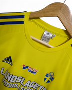 2017-18 Adidas Sweden Training Shirt - (M)