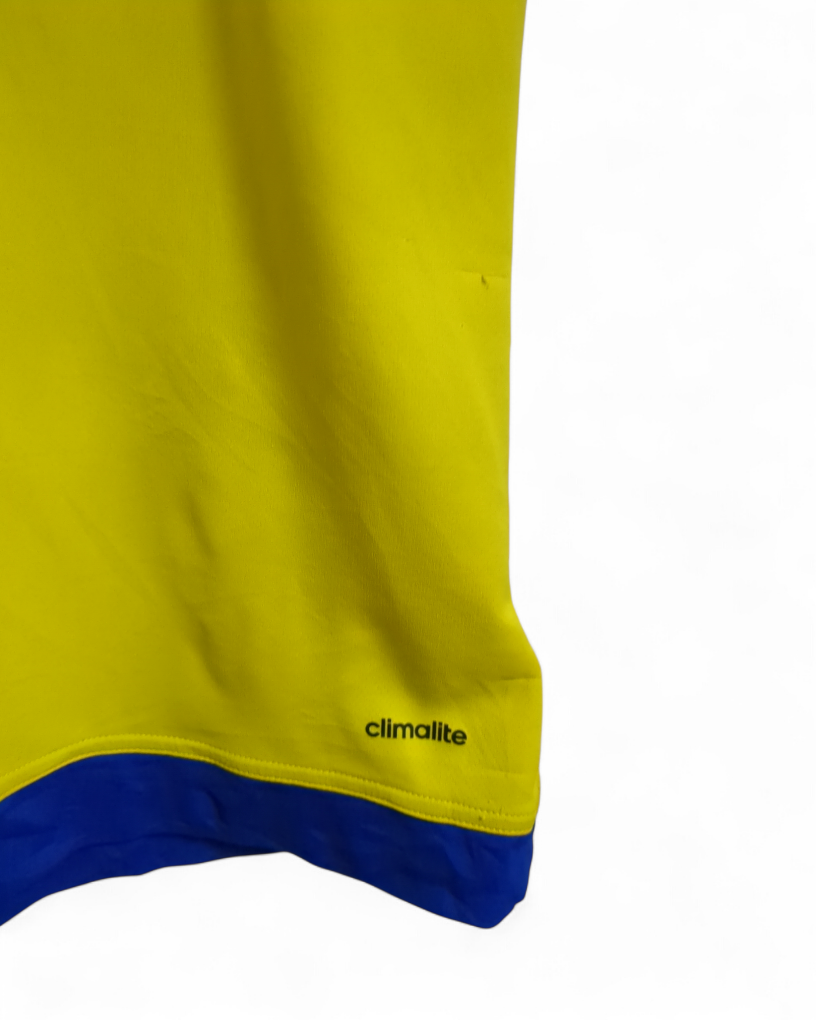 2017-18 Adidas Sweden Training Shirt - (M)
