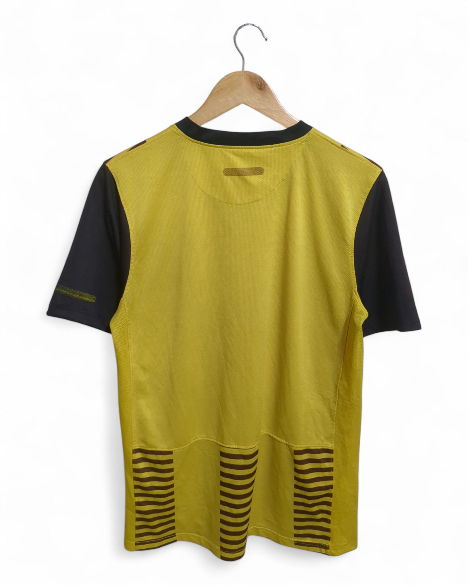 2010-11 Nike Malaysia Home Shirt - (M)