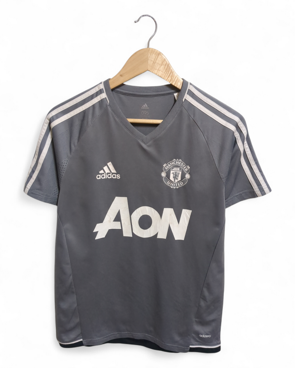 2017-18 Adidas Manchester United Training Shirt - (S)