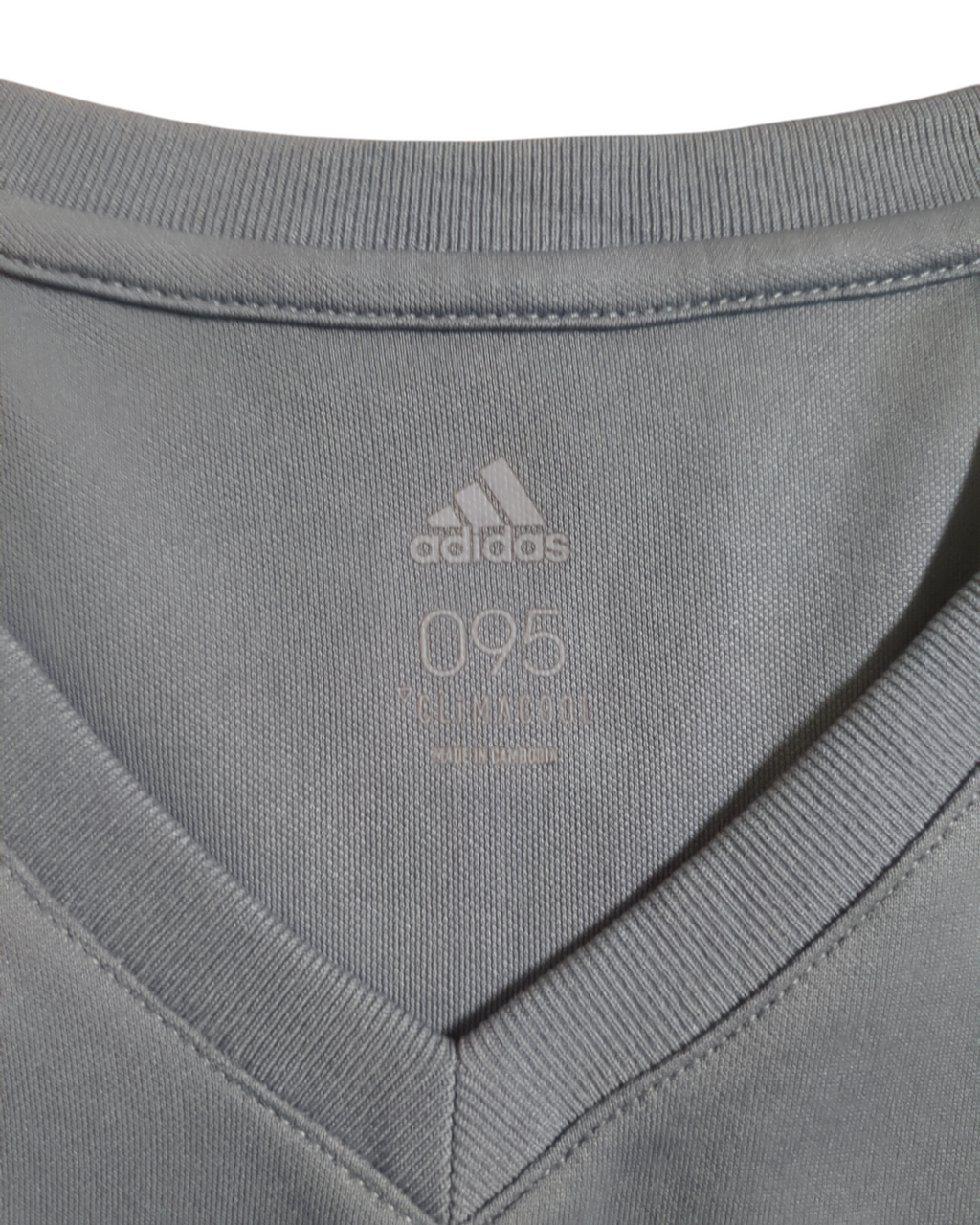 2017-18 Adidas Manchester United Training Shirt - (S)