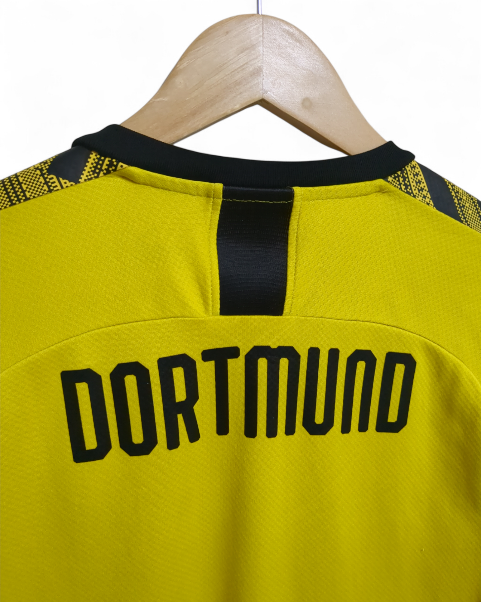 2019-20 Puma Borussia Dortmund Home Shirt - (S)
