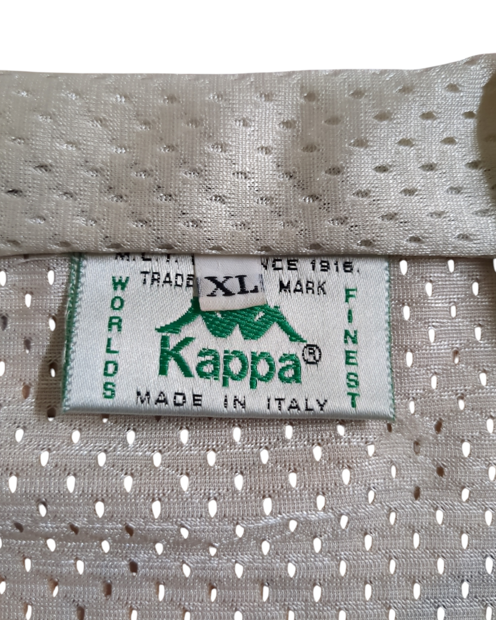1989-90 Kappa Juventus Training Shirt - (L)