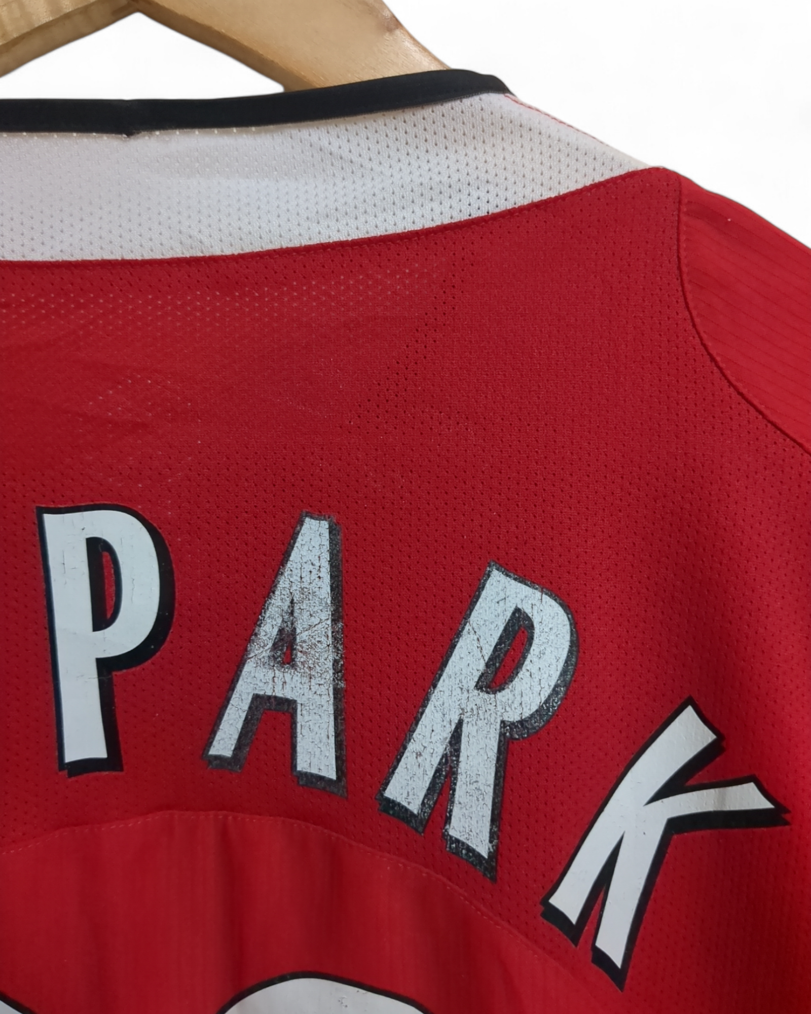 2004-06 Nike Manchester United Home Shirt #13 J.S Park - (L)