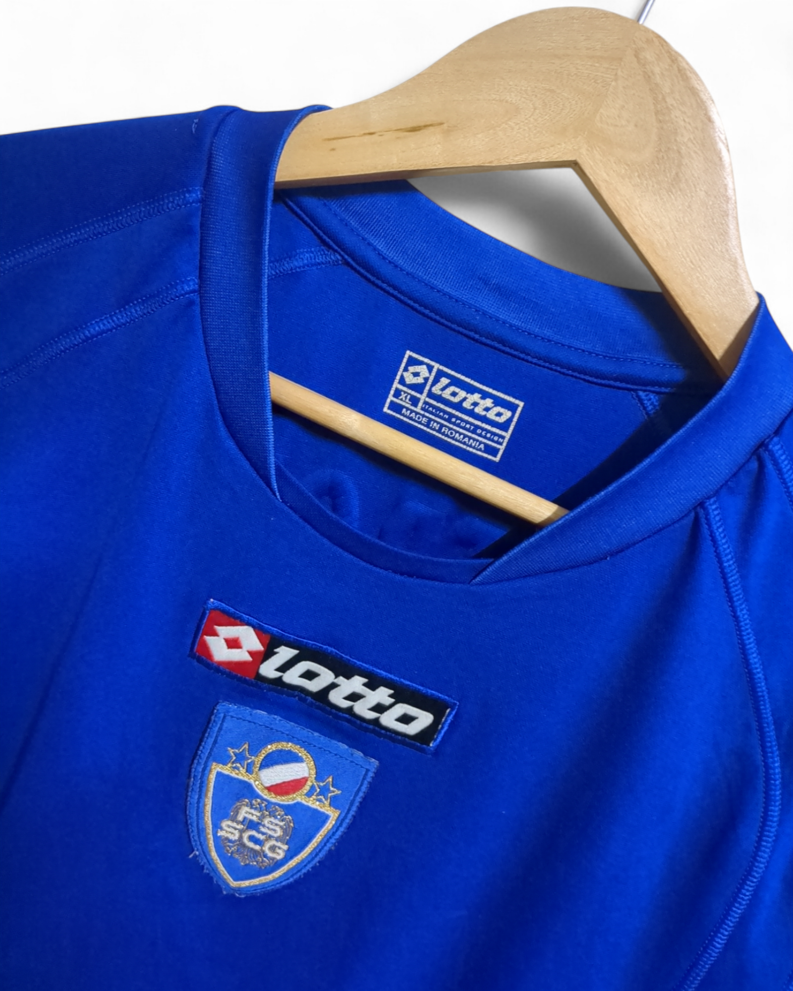 2005-06 Lotto Serbia & Montenegro Home Shirt #10 - (L)