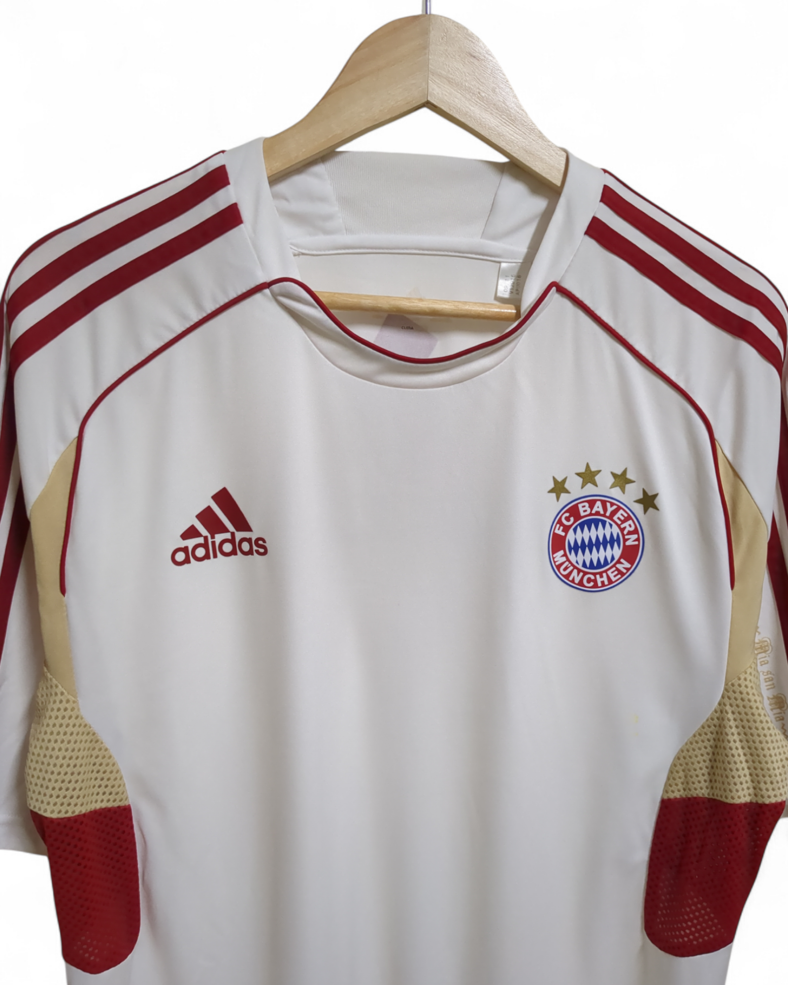2011-12 Adidas Bayern Munich Training Shirt - (L)