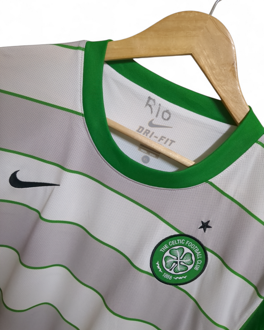 2011-12 Nike Celtic Away Shirt - (XL)