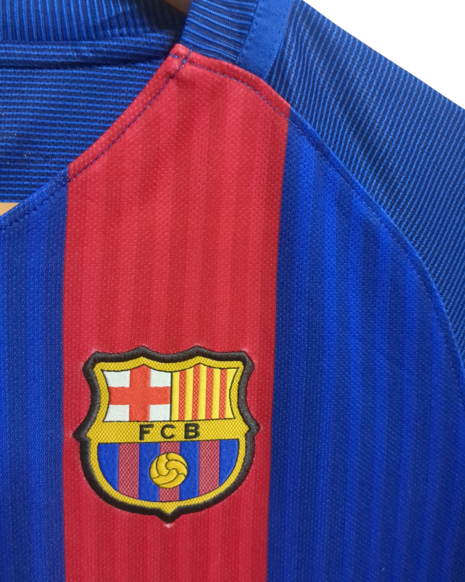 2016-17 Nike Barcelona Home Shirt - (S)
