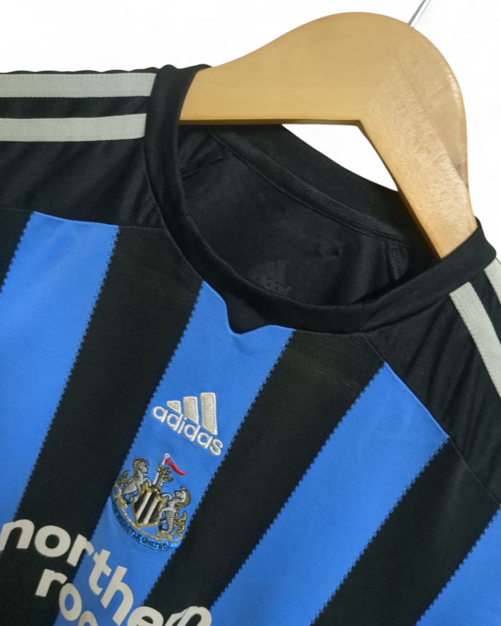 2009-10 Adidas Newcastle Third Shirt - (XS)