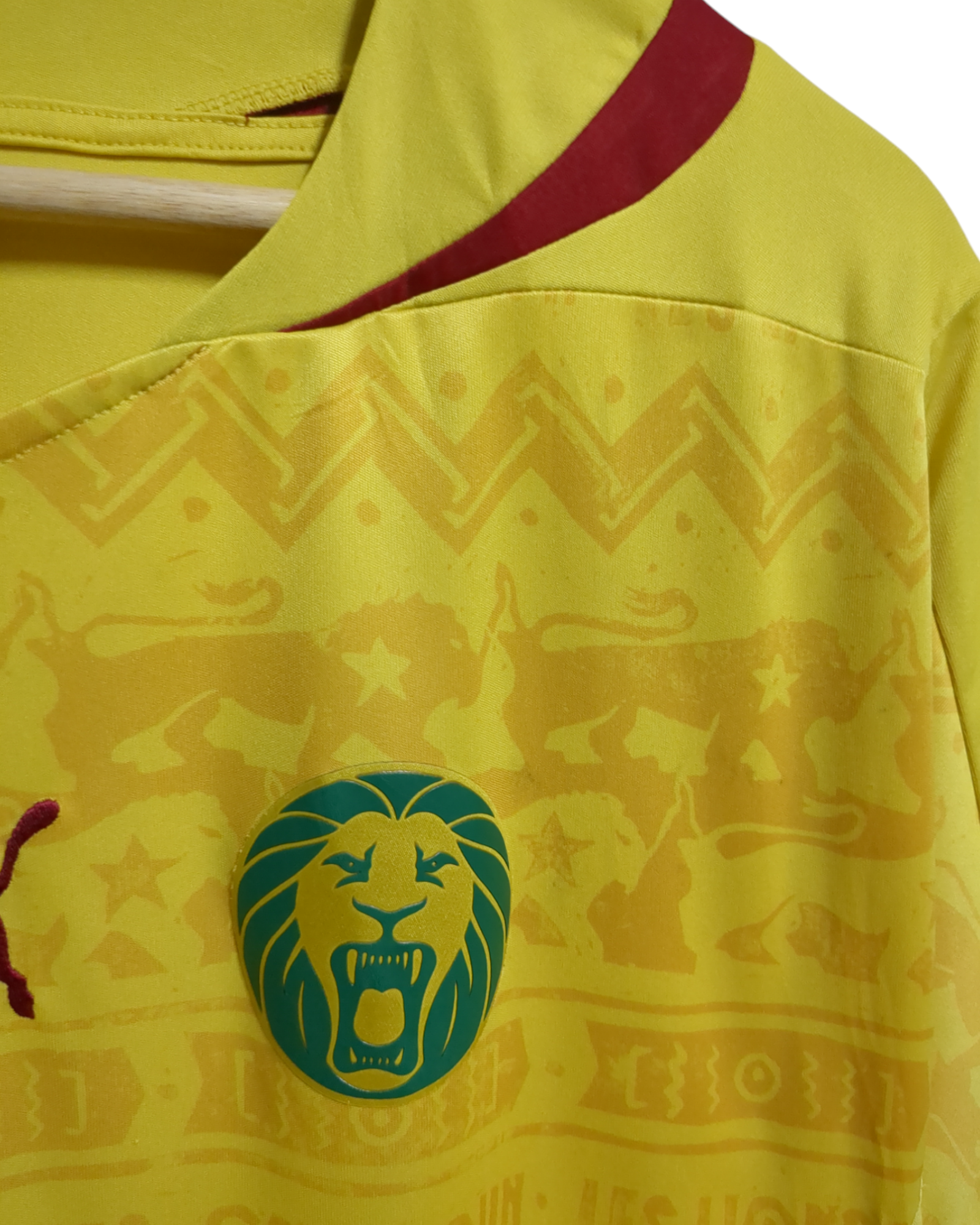 2014-15 Puma Cameroon Away Shirt - (L)