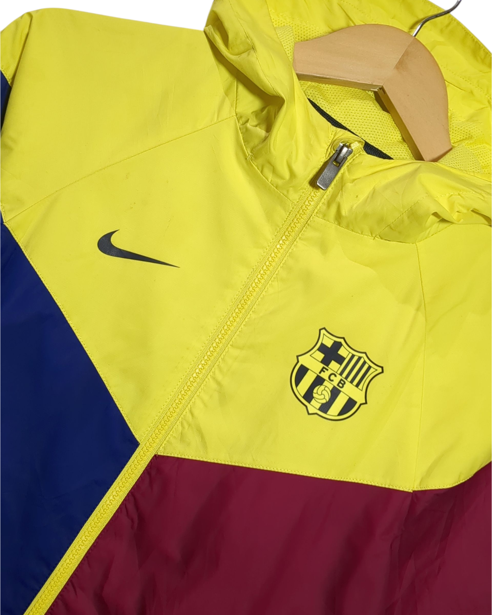 2020-21 Barcelona Nike Woven Windbreaker Jacket - (M.Boys)